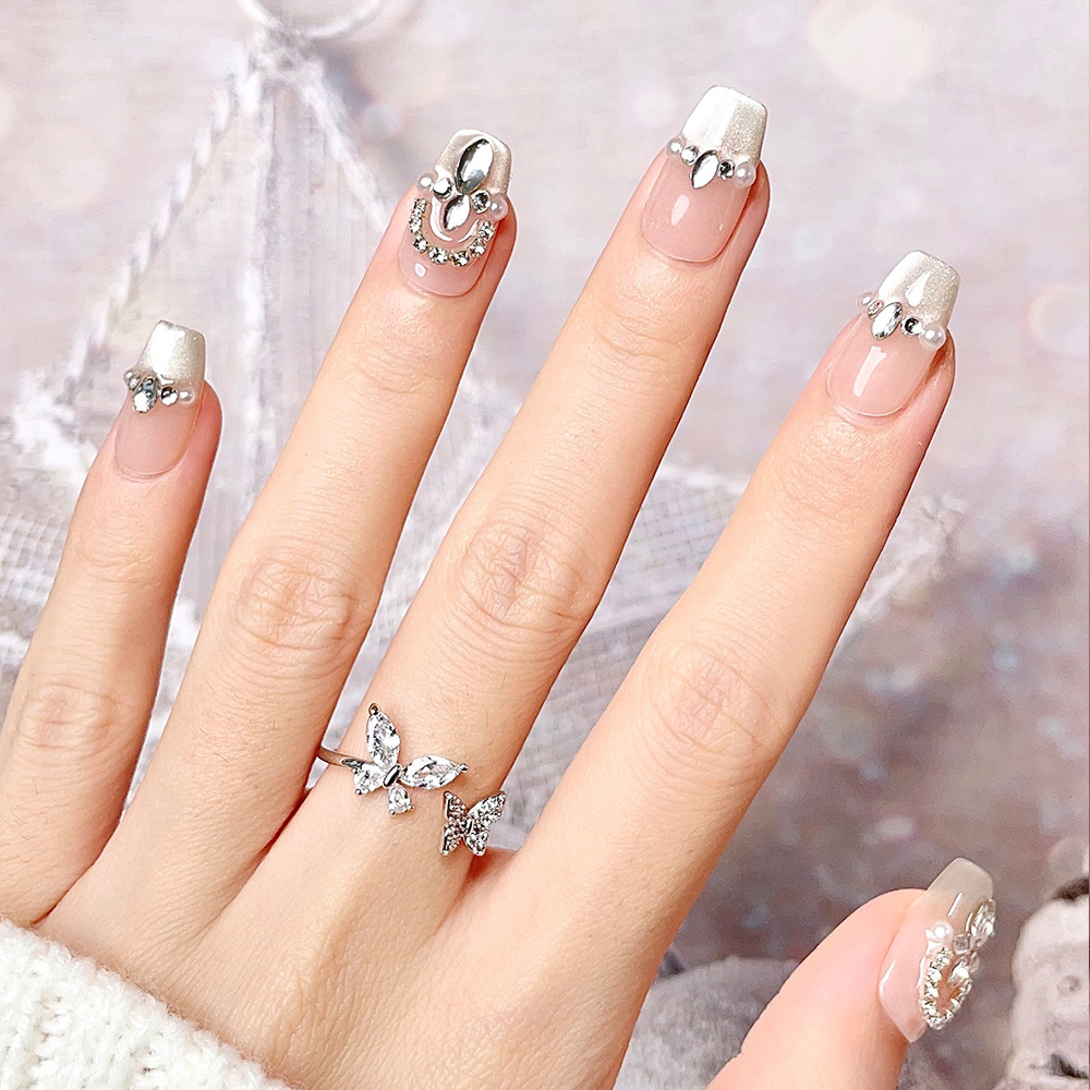 Набор из 10 коротких трапециев – обзор и цена Nail Art Queen
